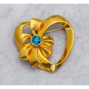 Vintage Gold Tone Love Heart Ribbon Bow Tie Blue Rhinestone Brooch by Avon - C8